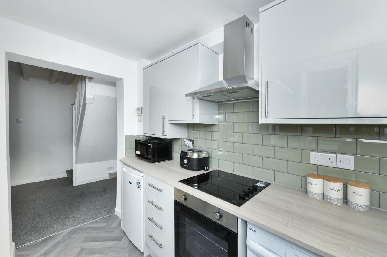 Newark Central Cottage Holiday home *
