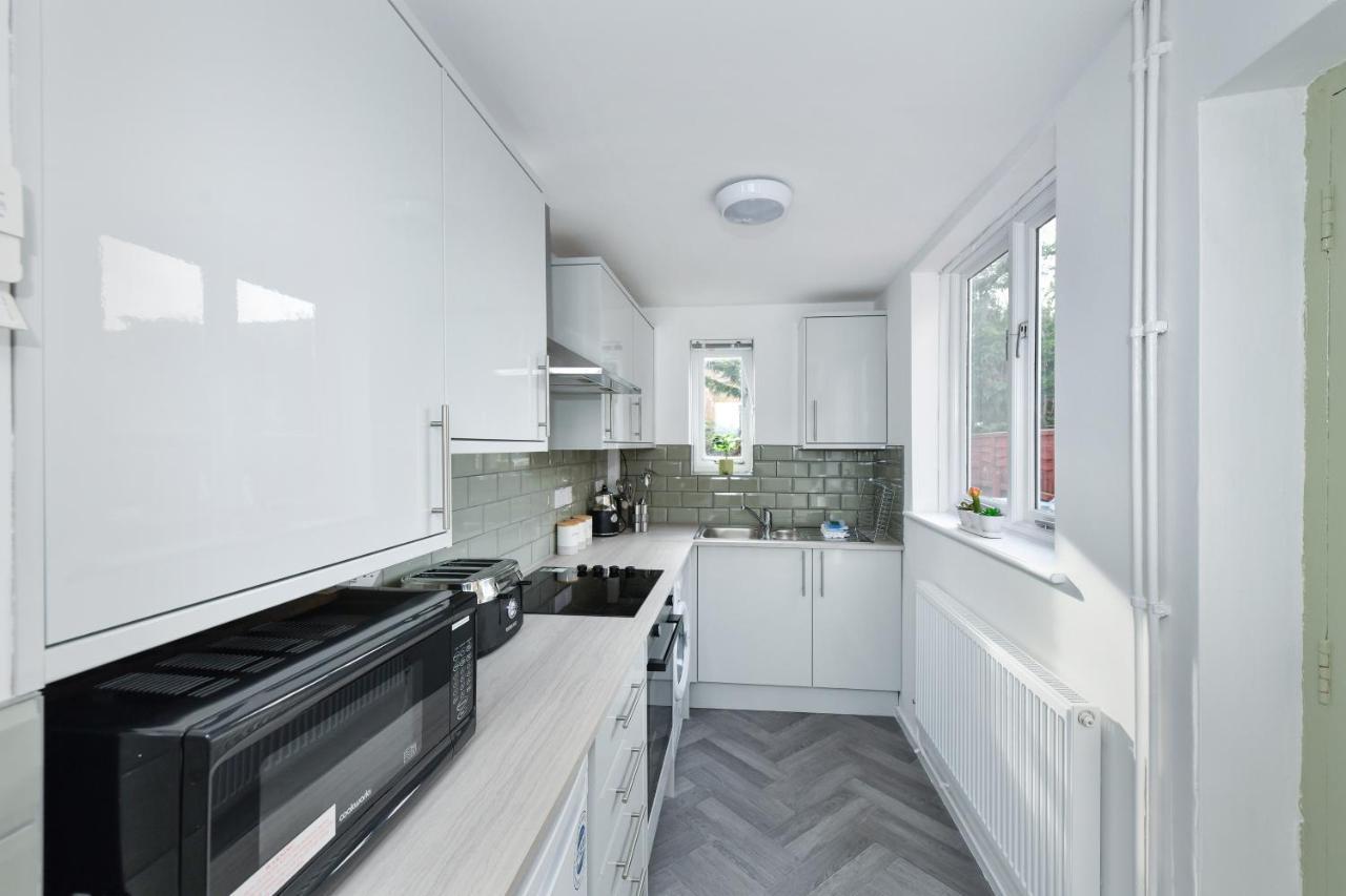 Newark Central Cottage Holiday home *